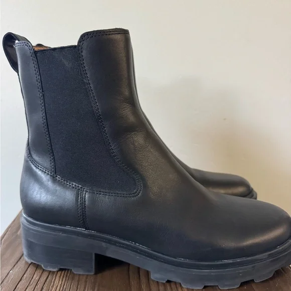 Madewell Women's Wyckoff Chelsea Lugsole Leather Boots 9 - Picture 3 of 6